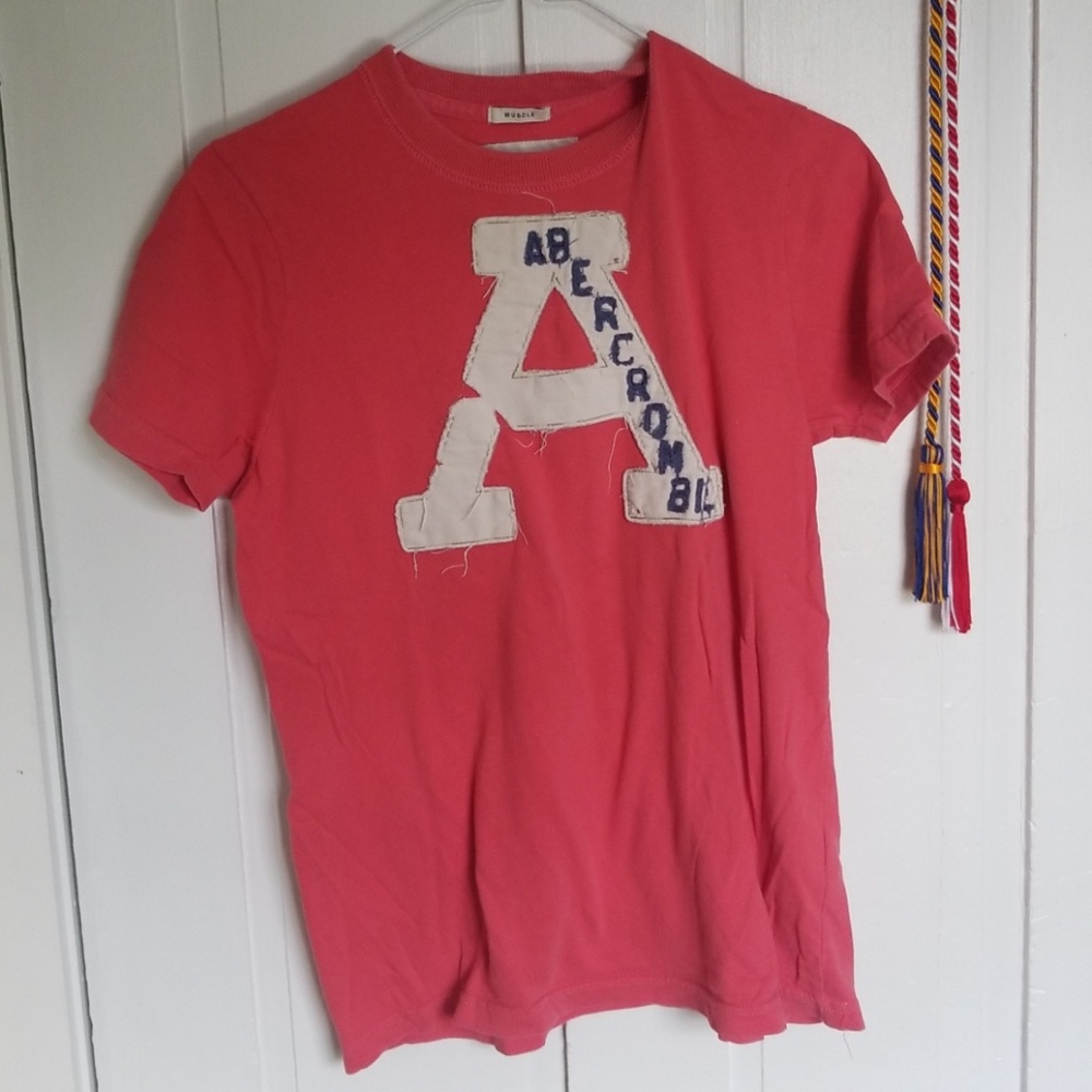 abercrombie short sleeved tee with logo